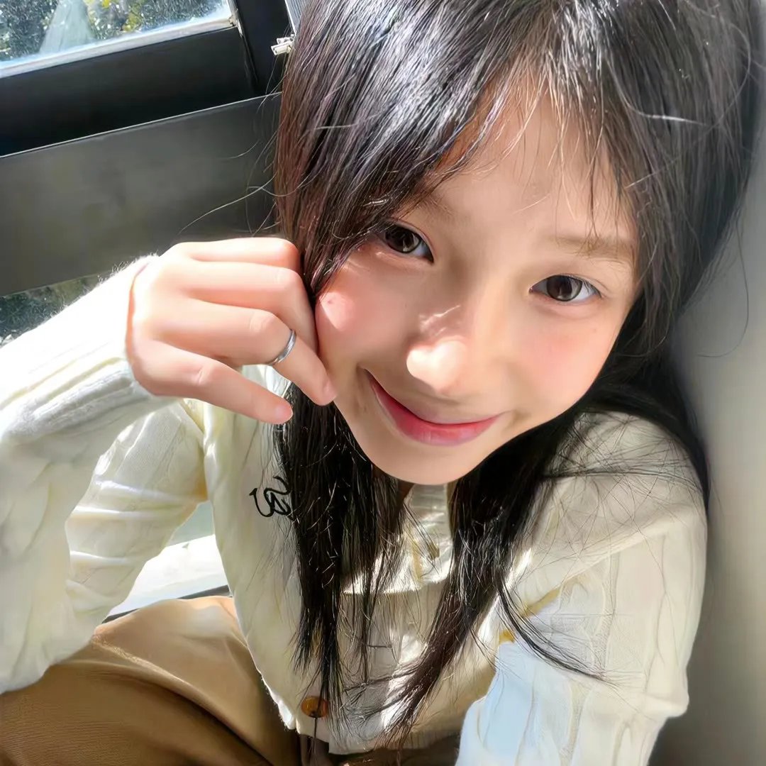 新版：我爸资助的贫困生都是大佬